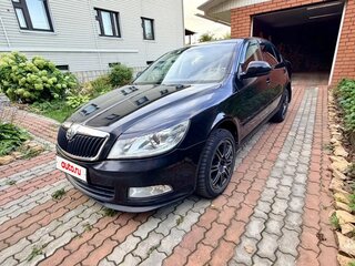 2010 Skoda Octavia DSG7 II (A5) Рестайлинг, чёрный, 670000 рублей, вид 2