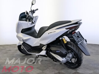 2026 Honda PCX 160, белый, 499900 рублей, вид 4
