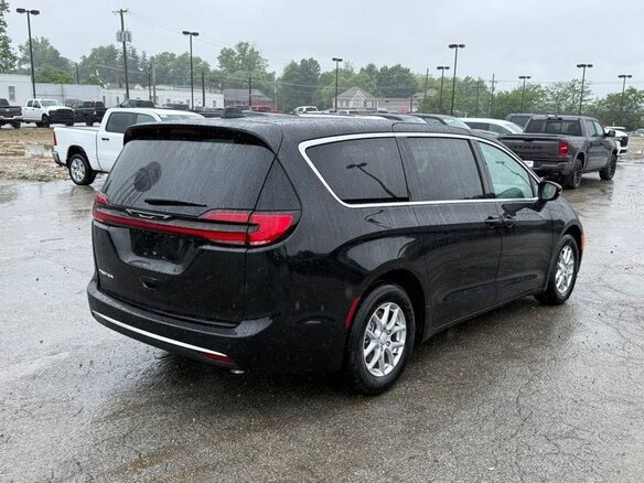 2026 Chrysler Pacifica RU Рестайлинг 2, чёрный, 10926827 рублей - вид 7
