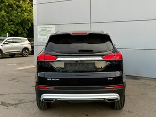 2022 Geely Atlas Pro, чёрный, 1451000 рублей, вид 5