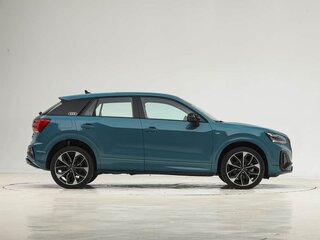 2026 Audi Q2 L 35 TFSI I Рестайлинг, голубой, 3390000 рублей, вид 4
