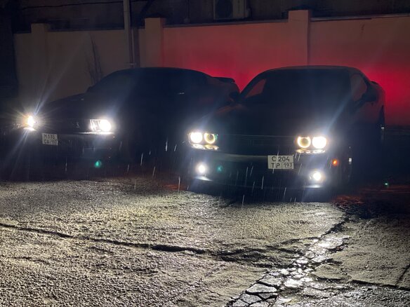 2008 Dodge Challenger SRT8 SRT-8 III, чёрный, 3100000 рублей - вид 8