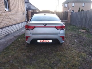 2019 Kia Rio IV, бежевый, 1350000 рублей, вид 4