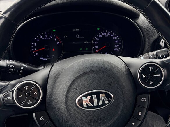 2018 Kia Soul II Рестайлинг, красный, 1590000 рублей - вид 13