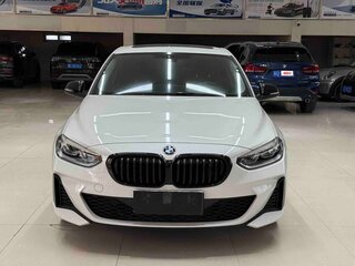 2021 BMW 1 серии 120i III (F52) Рестайлинг, белый, 1880000 рублей, вид 2