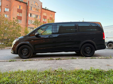 2017 Mercedes-Benz V-Класс Long 250 d длинный III (W447), чёрный, 3500000 рублей, вид 1