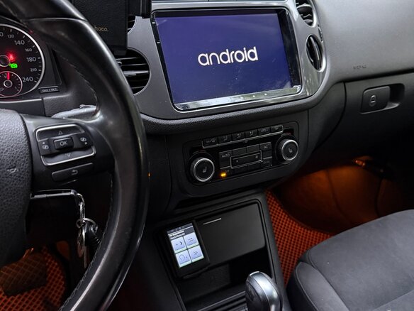 2011 Volkswagen Tiguan I Рестайлинг, красный, 1050000 рублей - вид 11