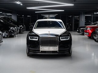 2019 Rolls-Royce Phantom VIII (Series I), белый, 37000000 рублей, вид 3