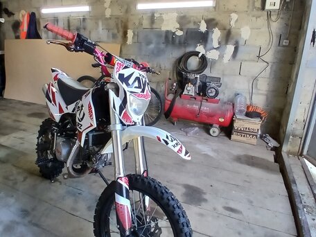 2020 Kayo Basic YX140EM, красный, 50000 рублей, вид 2