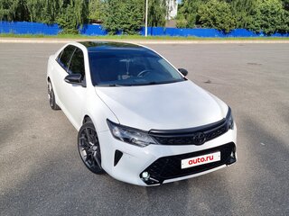 2016 Toyota Camry VII (XV50) Рестайлинг, белый, 2250000 рублей, вид 2