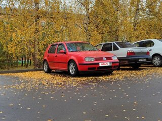 1997 Volkswagen Golf IV, красный, 350000 рублей, вид 3