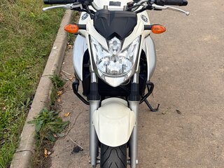 2010 Yamaha XJ6 (FZ6R), белый, 477000 рублей, вид 3