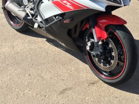 2009 Yamaha YZF-R6, белый, 650000 рублей, вид 3