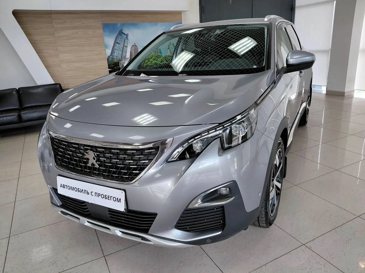 Открыть фотографии: Peugeot 5008 II