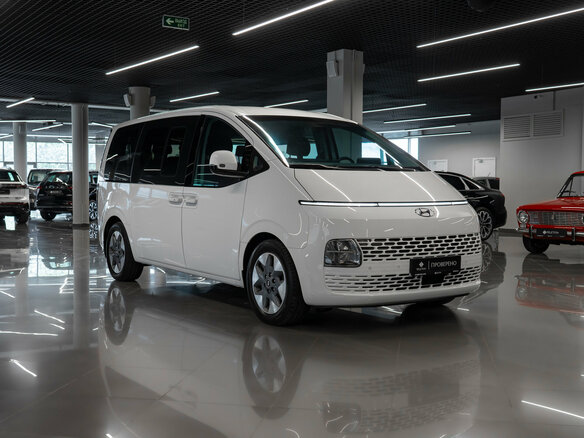 2021 Hyundai Staria I, белый - вид 1