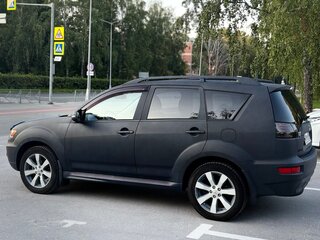 2011 Mitsubishi Outlander II Рестайлинг, чёрный, 1350000 рублей, вид 5