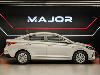 2022 Hyundai Solaris II Рестайлинг, белый, 1530000 рублей, вид 4