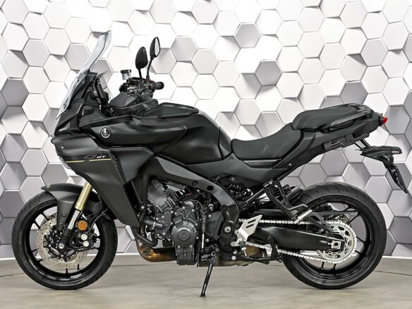 2026 Yamaha Tracer 9, чёрный, 1849000 рублей - вид 3