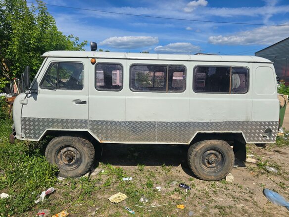 1994 УАЗ 2206, серый, 120000 рублей - вид 2