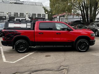 2024 Ram 1500 Crew Cab V Рестайлинг, красный, 8450000 рублей, вид 4