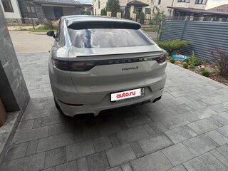 2019 Porsche Cayenne S Coupé III, серый, 8300000 рублей, вид 3