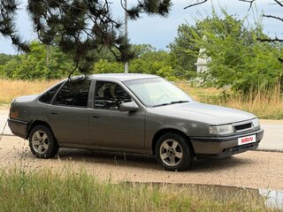 1990 Opel Vectra A, серый, 124000 рублей, вид 4