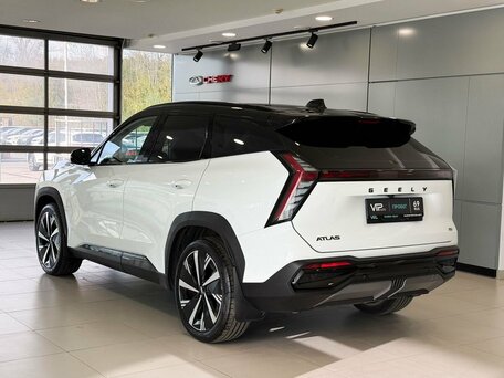 2024 Geely Atlas II, белый, 2637000 рублей, вид 4