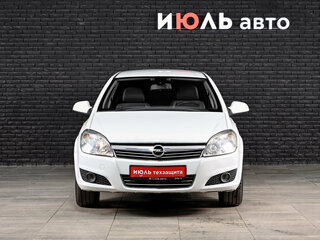2014 Opel Astra H Рестайлинг, белый, 615000 рублей, вид 2