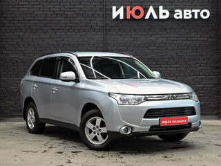 2012 Mitsubishi Outlander III, серебристый, 1390000 рублей, вид 3