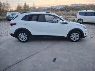 2018 Kia Rio X-Line IV, белый, 1150000 рублей, вид 3
