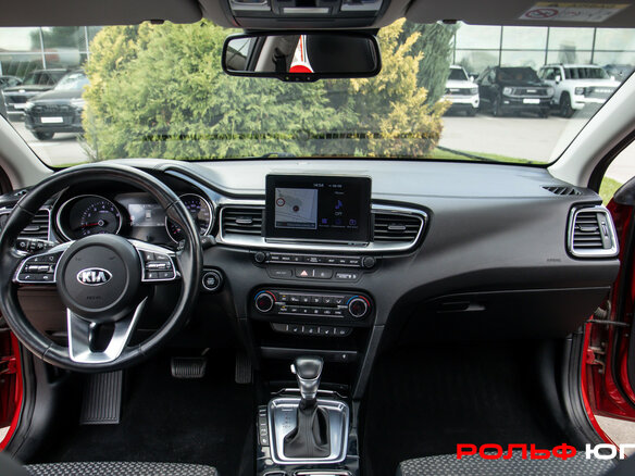 2018 Kia Ceed III, красный - вид 9