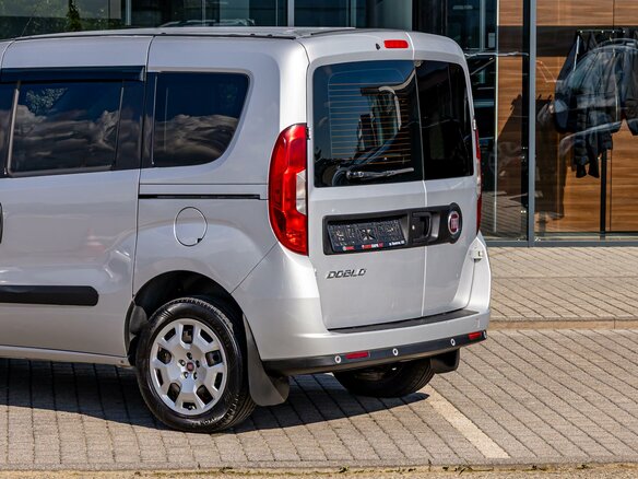 2018 Fiat Doblo II Рестайлинг, серый, 1195000 рублей - вид 9
