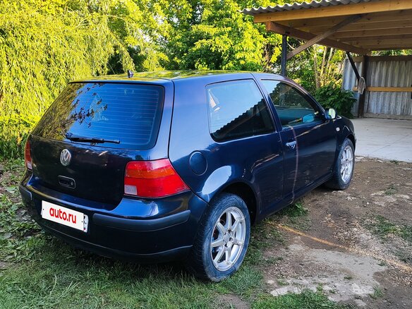 1998 Volkswagen Golf IV, синий, 275000 рублей - вид 1