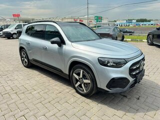 2026 Mercedes-Benz GLB 200 II (X244, X248), серебристый, 7990000 рублей, вид 3