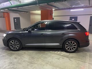 2015 Audi Q7 II (4M), серый, 2950000 рублей, вид 2