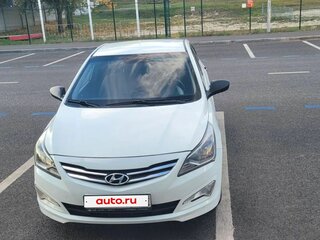2015 Hyundai Solaris I Рестайлинг, белый, 500000 рублей, вид 1