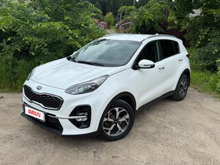 2018 Kia Sportage IV Рестайлинг, белый, 2080000 рублей, вид 1