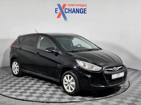2011 Hyundai Solaris I, чёрный, 550000 рублей, вид 2