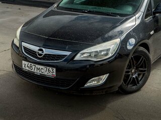 2010 Opel Astra J, чёрный, 546000 рублей, вид 2