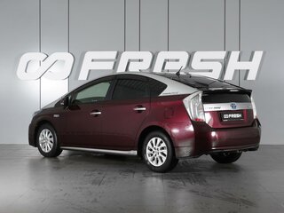 2014 Toyota Prius PHV ZVW35 III Рестайлинг (XW30), красный, 1744000 рублей, вид 2