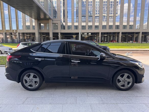2020 Hyundai Solaris II Рестайлинг, чёрный - вид 3