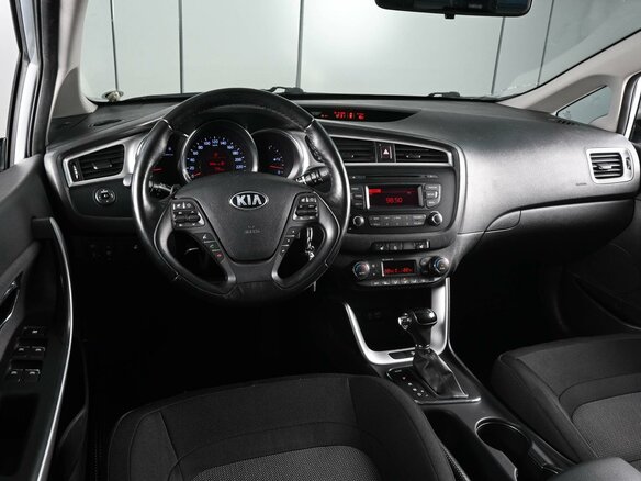 2016 Kia Ceed II Рестайлинг, серый, 1529000 рублей - вид 5