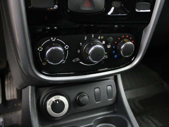 2012 Renault Duster I, чёрный - вид 10