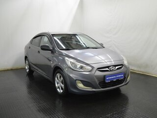 2013 Hyundai Solaris I, серый, 429000 рублей, вид 3
