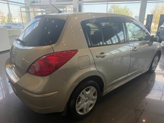 2010 Nissan Tiida I Рестайлинг, серебристый, 695000 рублей, вид 5