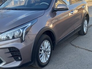 2020 Kia Rio X IV Рестайлинг, коричневый, 1640000 рублей, вид 5