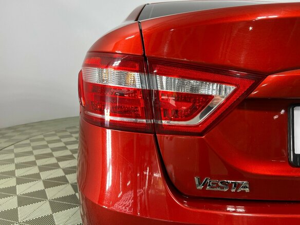 2020 Lada (ВАЗ) Vesta I, красный - вид 8