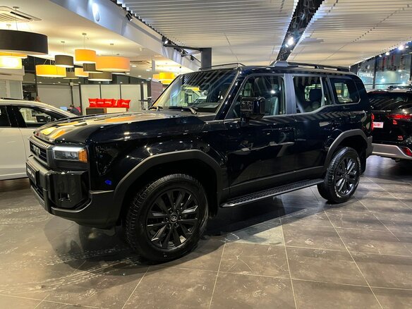 2026 Toyota Land Cruiser Prado 250 Series, чёрный - вид 1