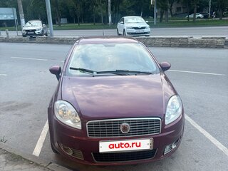 2010 Fiat Linea, красный, 320000 рублей, вид 2