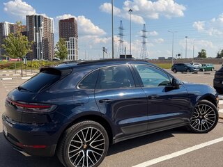 2020 Porsche Macan I Рестайлинг, синий, 3699000 рублей, вид 3